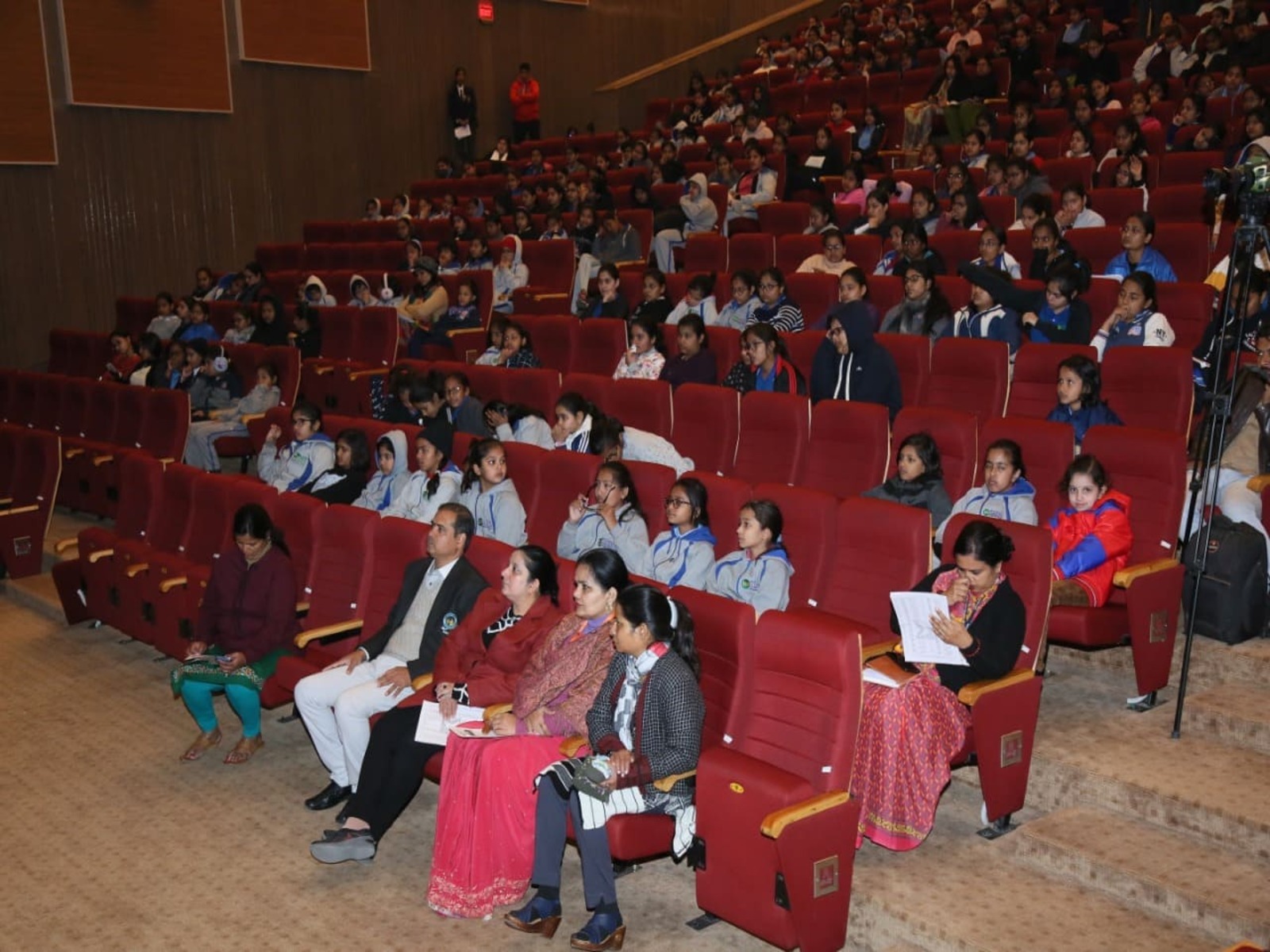 SEMINAR MODY SCHOOL