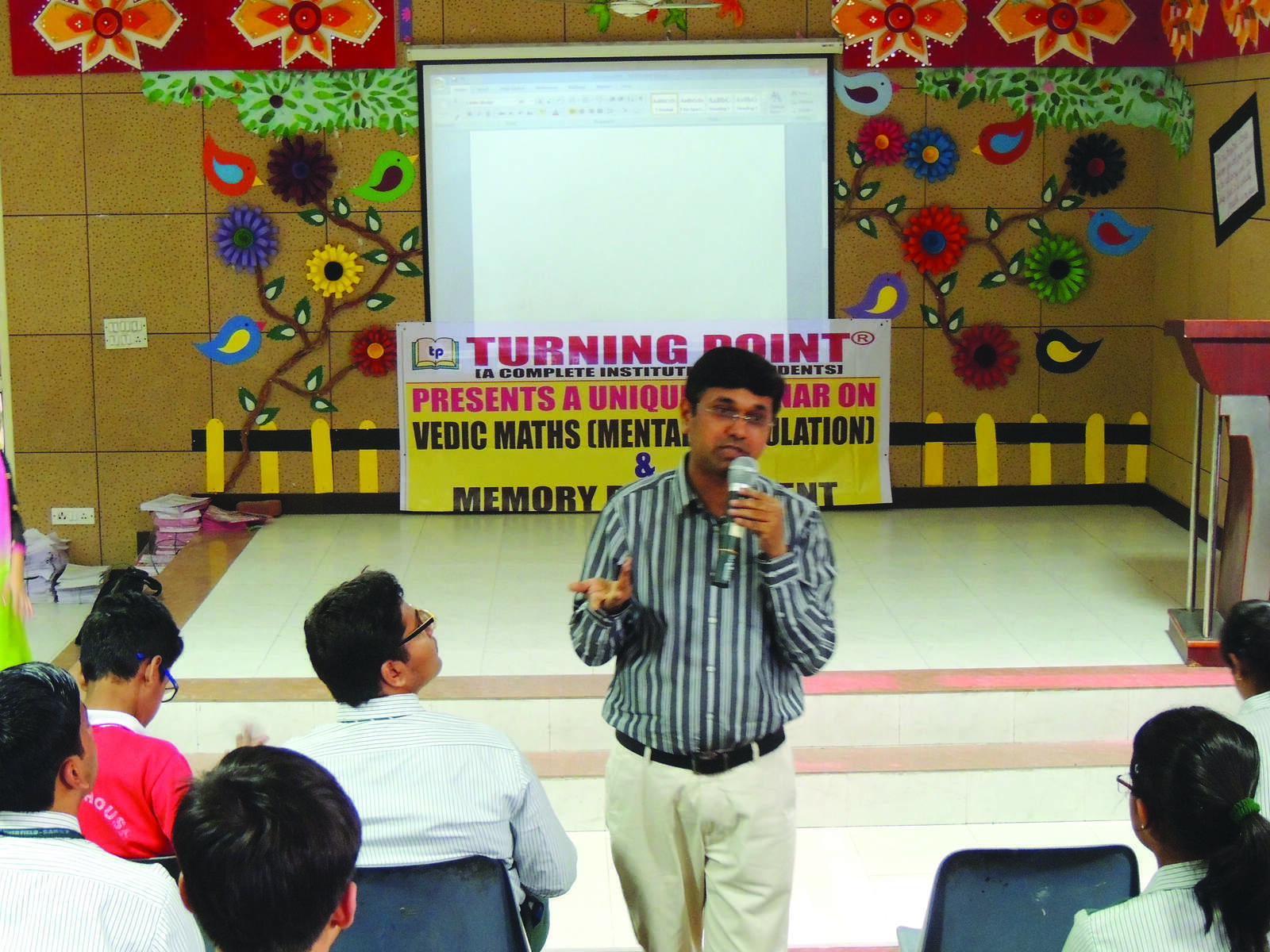 SEMINAR NGFS  SCHOOL